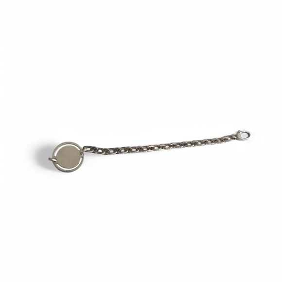 ✰ gucci sterling silver round tag bracelet ✰ - Picture 4 of 7